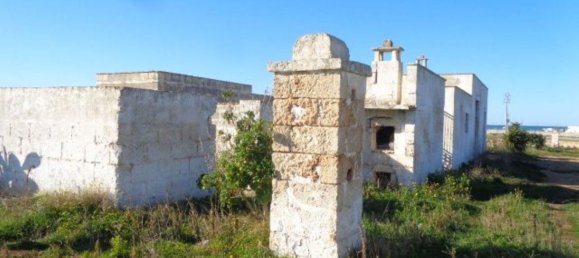 Casa de 6 habitaciónes en Ostuni, Italy No. 72321 4