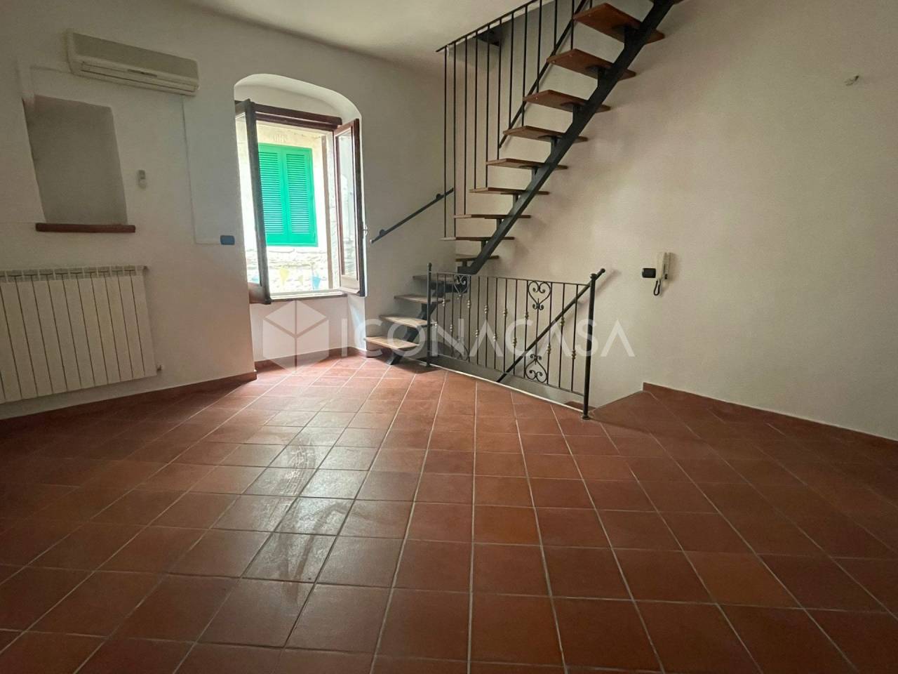 2-salle Maison à Corato, Italy No. 25402