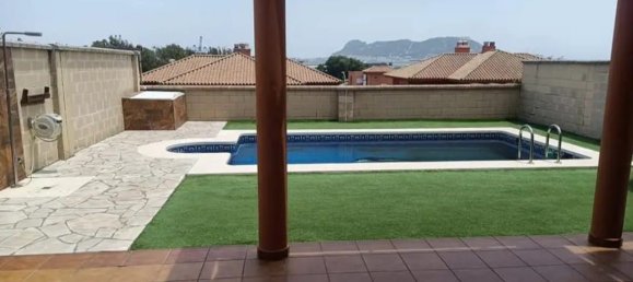 4 bedrooms House in Cadiz, Spain No. 163646 3