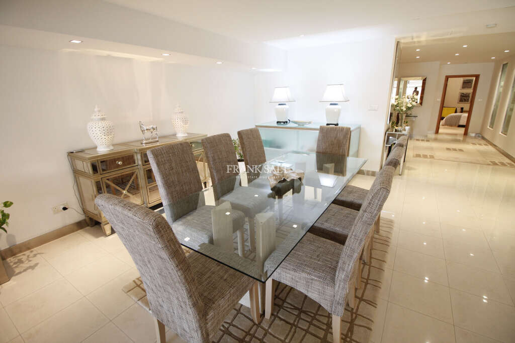 3 chambres Appartement à Saint Julian's, Malta No. 9176