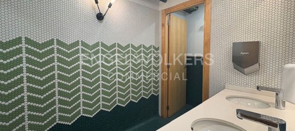 359m² Commercial property in Santander, Spain No. 179710 19