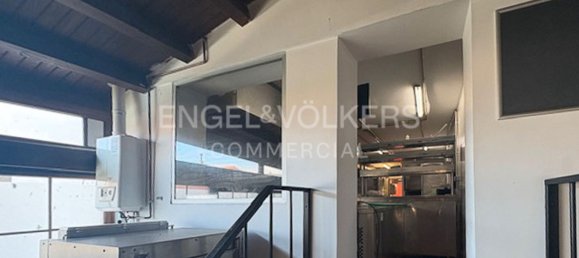 359m² Commercial property in Santander, Spain No. 179710 12