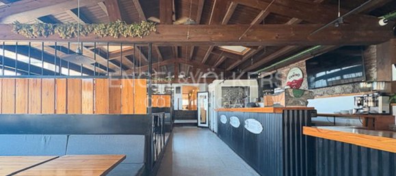 359m² Commercial property in Santander, Spain No. 179710 10