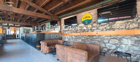 359m² Commercial property in Santander, Spain No. 179710 21