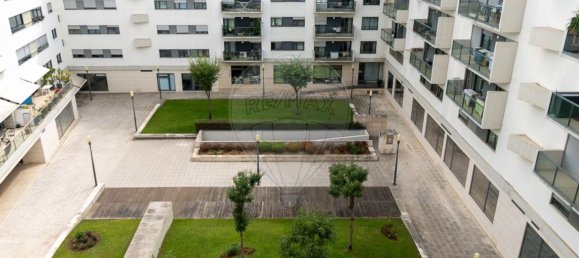 3 bedrooms Apartment in Lisbon, Portugal No. 137713 14