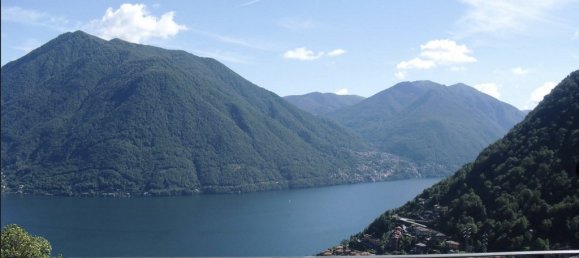 4 bedrooms Villa in Argegno, Italy No. 53455 5