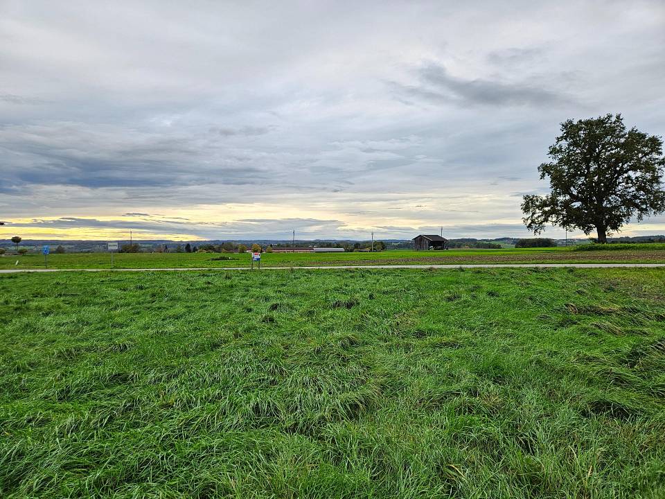 Terreno em Ostermiething, Austria N.º 127095