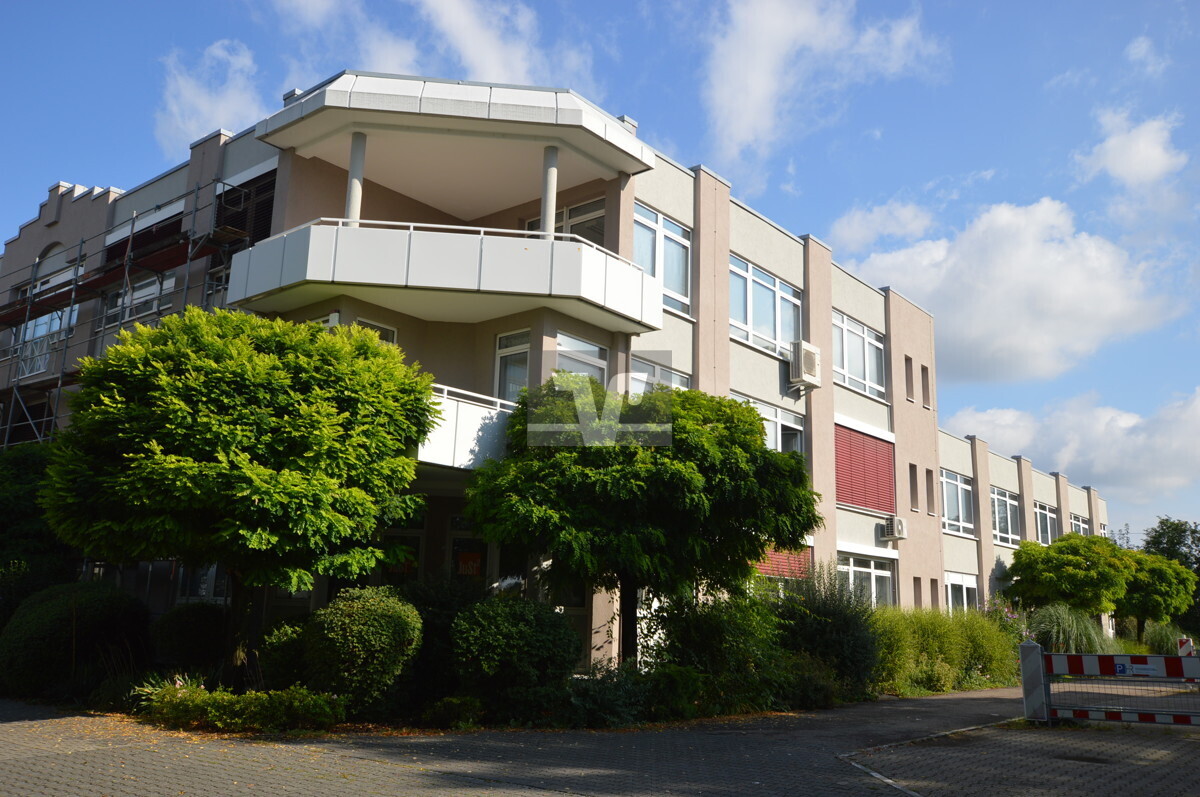  بناية في Mannheim, Germany 2298متر مربع رقم 55058