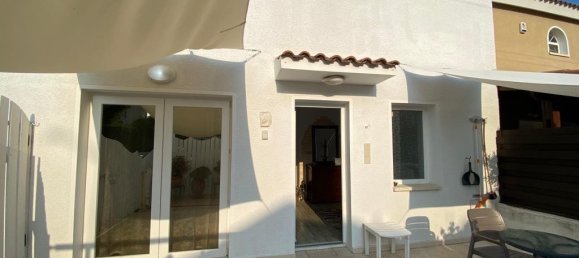 2 غرف نوم فيلا في Agios Tychonas, Cyprus رقم 354 11