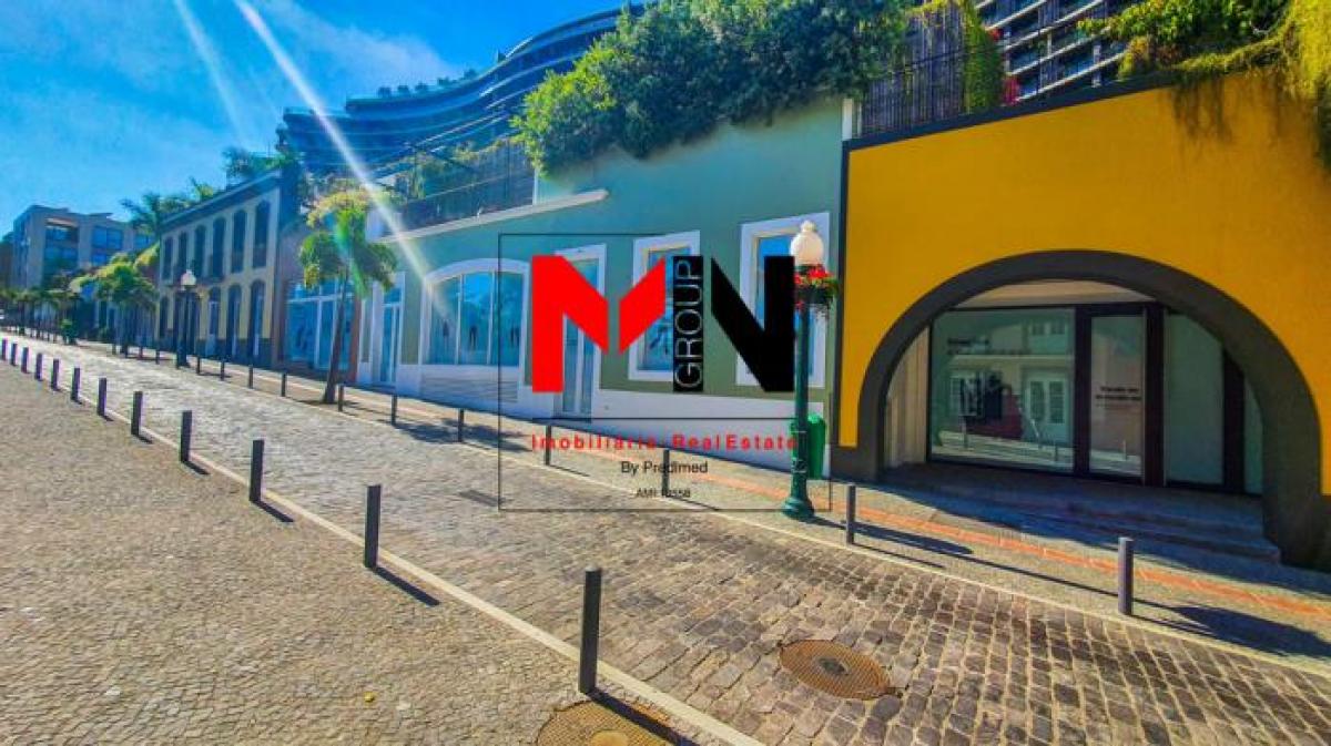56m² Shop in Funchal, Portugal No. 1812