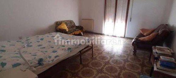 Casa T12 em Alanno, Italy N.º 79083 9