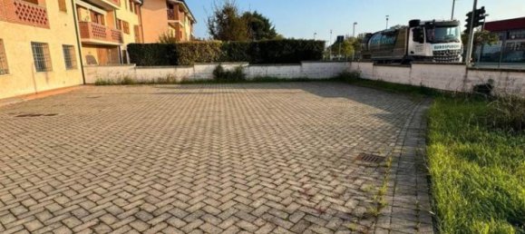 4 rooms Commercial property in Curtatone, Italy No. 6962 18