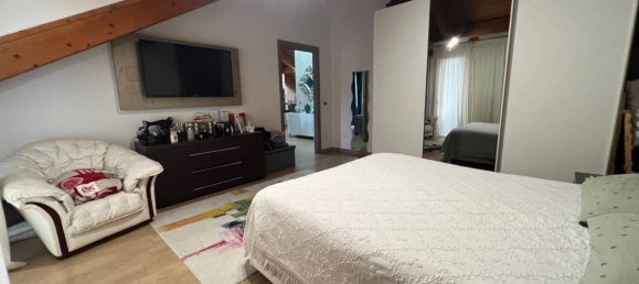 3 rooms Apartment in Giugliano in Campania, Italy No. 171724 2
