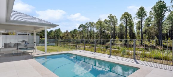 Дом с 4 спальнями в Banksia Beach, Австралия № 332 2