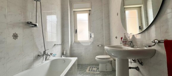 4 rooms Apartment in Marano di Napoli, Italy No. 18342 17
