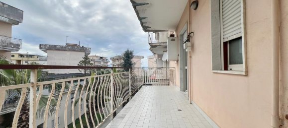 4 rooms Apartment in Marano di Napoli, Italy No. 18342 14