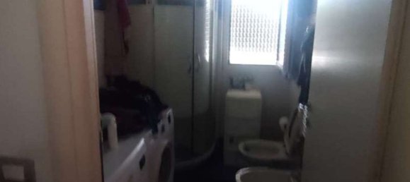 Apartamento de 5 divisões em Garbagnate Milanese, Italy N.º 6916 10