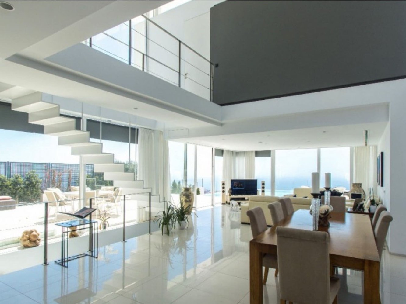 Villa de 3 dormitorios en Benalmádena, Spain No. 243501