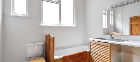 4 Schlafzimmer Haus in Finchley, United Kingdom, Nr. 3622 12