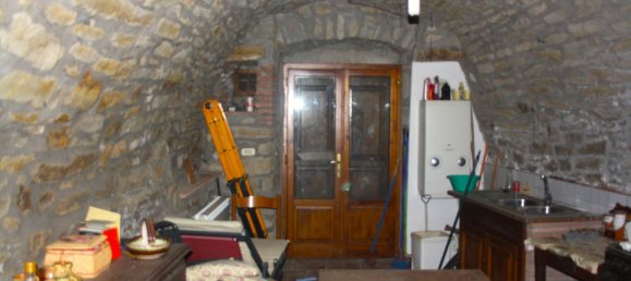 Casa de 4 dormitorios en Cortona, Italy No. 311559 33