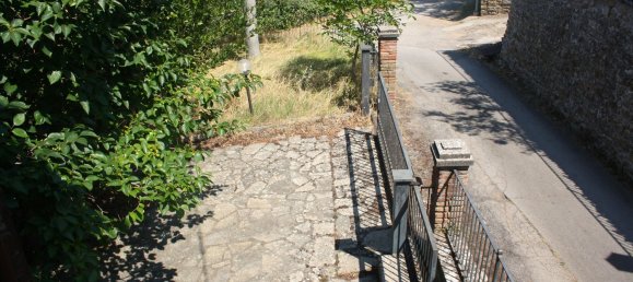 Casa de 4 dormitorios en Cortona, Italy No. 311559 10