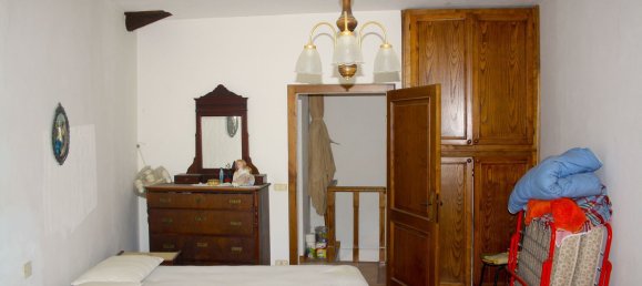 Casa de 4 dormitorios en Cortona, Italy No. 311559 22