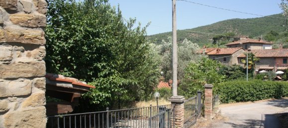 Casa de 4 dormitorios en Cortona, Italy No. 311559 9