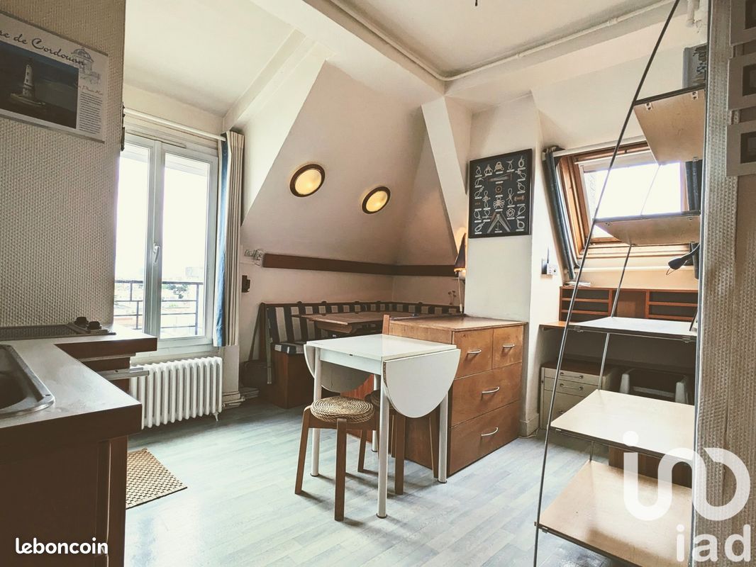 Estudio en Asnieres-sur-Seine, France No. 328578