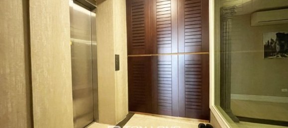 4 bedrooms Apartment in Tay Ho, Vietnam No. 538 8