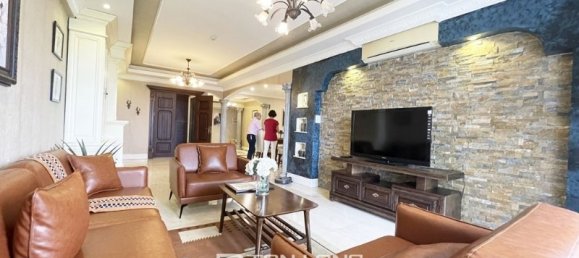 4 bedrooms Apartment in Tay Ho, Vietnam No. 538 2