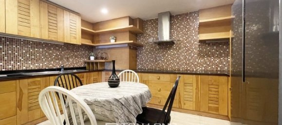 4 bedrooms Apartment in Tay Ho, Vietnam No. 538 11