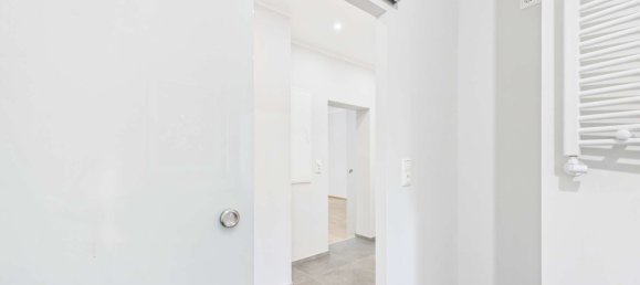 2 rooms Apartment in Wilmersdorf, Germany No. 295805 28