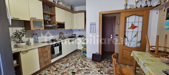 2 bedrooms Apartment in Baranzate, Italy No. 332649 2