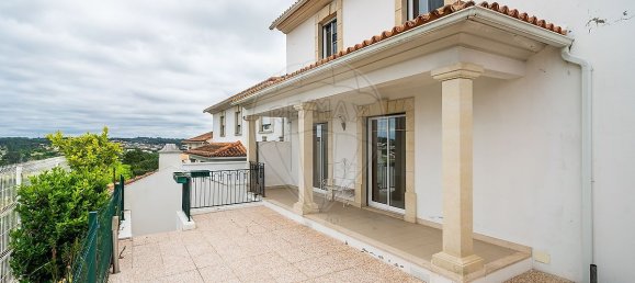 5 bedrooms House in Leiria, Portugal No. 330201 17