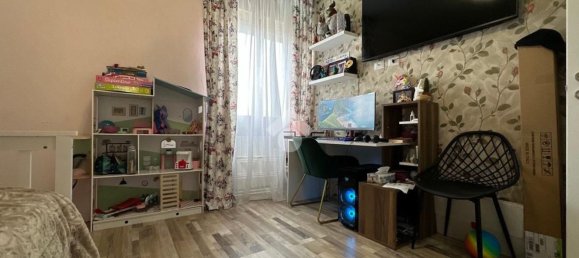 3 rooms Apartment in Bussero, Italy No. 61778 10