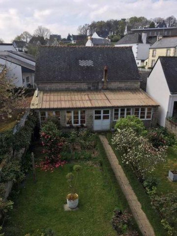 Магазин в Понтиви, Франция № 17203