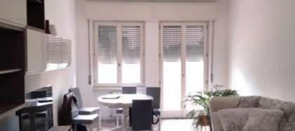 5 rooms Apartment in Bergamo, Italy No. 3439 2