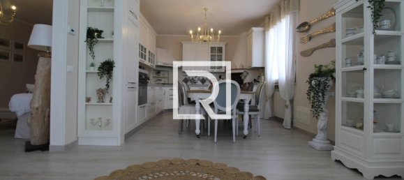 2 Schlafzimmer Haus in Ravenna, Italy, Nr. 285552 4