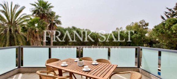 5 bedrooms Villa in Mellieha, Malta No. 7777 5