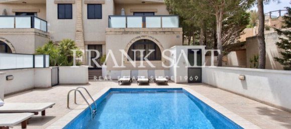 5 bedrooms Villa in Mellieha, Malta No. 7777 4