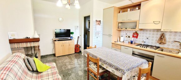 2 bedrooms Apartment in Ravenna, Italy No. 311516 2