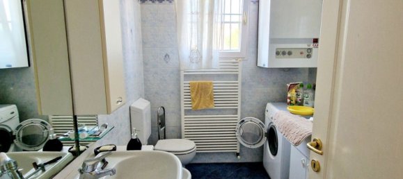 2 bedrooms Apartment in Ravenna, Italy No. 311516 10