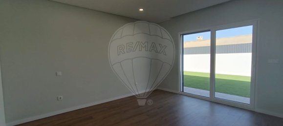 4 bedrooms House in Setubal, Portugal No. 171872 35