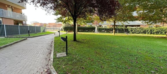 Квартира с 3 комнатами в Монтеротондо, Италия № 199918 10