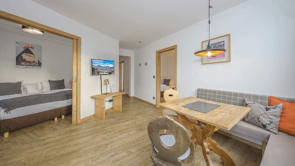 Apartamento de 2 dormitorios en Kitzbuhel, Austria No. 90454