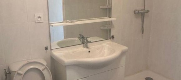 2 rooms Apartment in Tarascon-sur-Ariege, France No. 190658 9