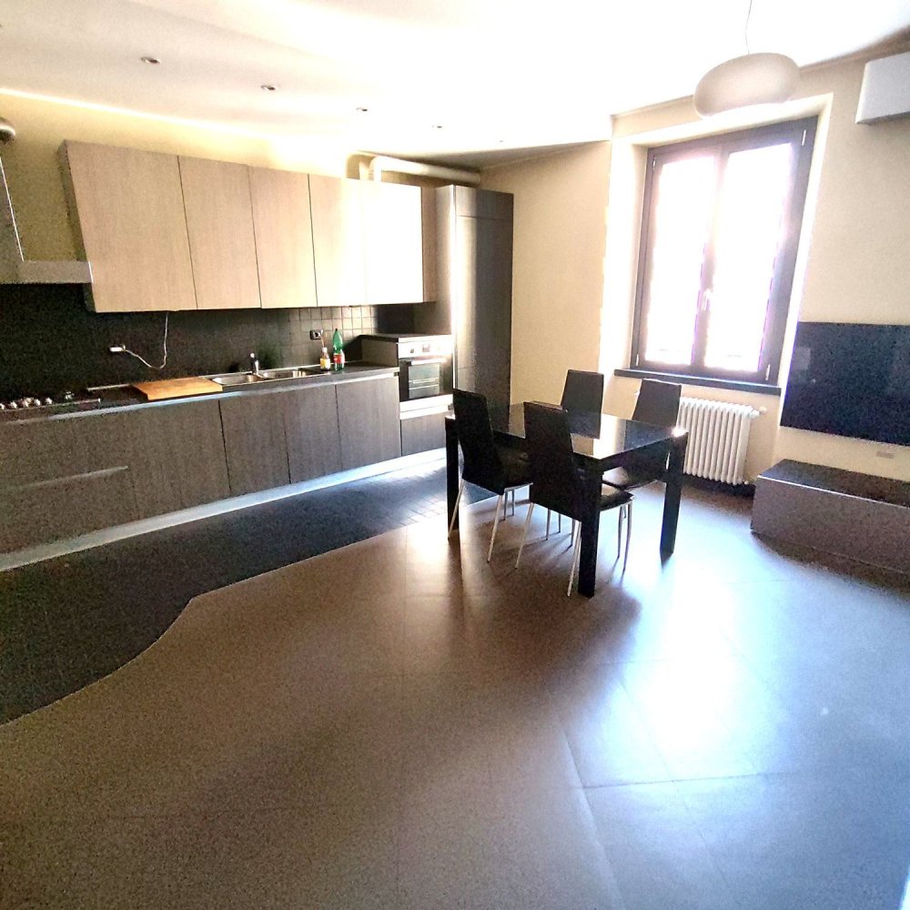 3 Schlafzimmer Wohnung in Milan, Italy, Nr. 360748