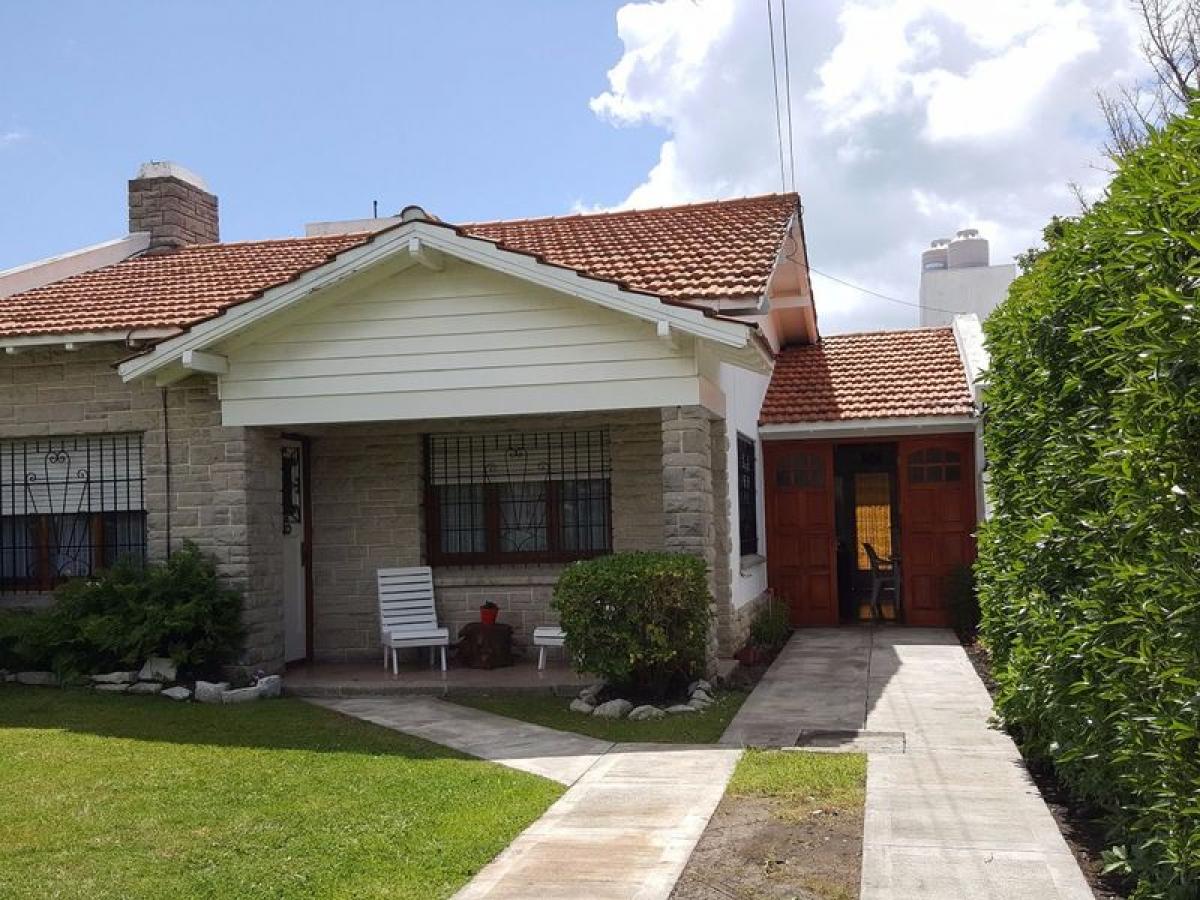 Дом с 2 спальнями в Мар-дель-Плата, Аргентина № 94757