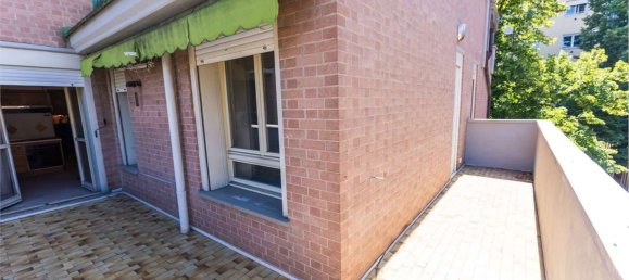 Ático de 7 habitaciónes en Modena, Italy No. 259762 12