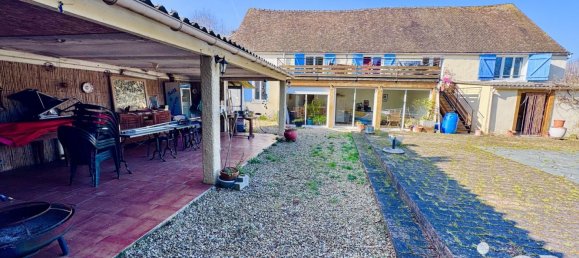 Casa de 5 dormitorios en Pont-sur-Yonne, France No. 206458 21